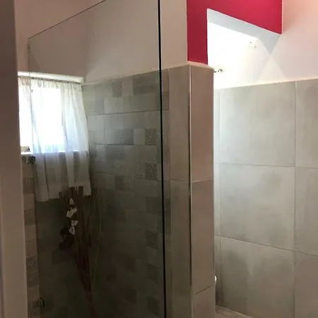 Perfect Location, 2 Bd Apt-19b * سليمة