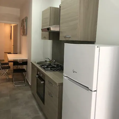 Perfect Location, 2 Bd Apt-19b *