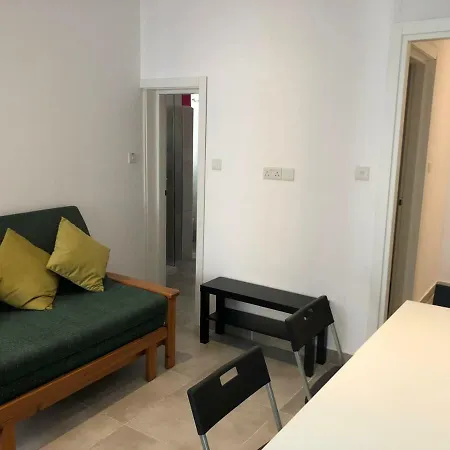 Perfect Location, 2 Bd Apt-19b * Sliema