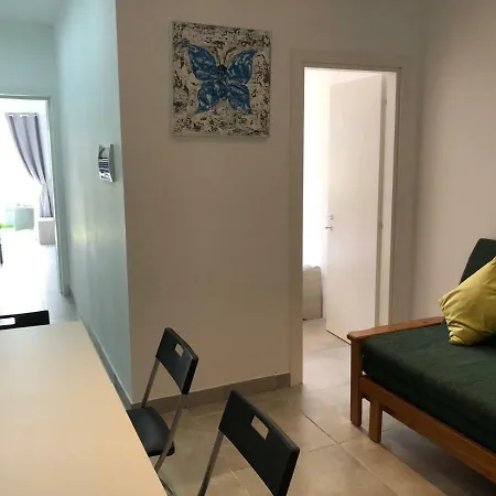 Perfect Location, 2 Bd Apt-19b Sliema