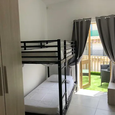 Apartment Perfect Location, 2 Bd Apt-19b *